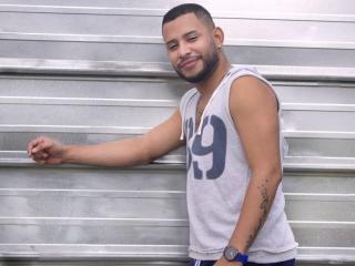 MikeTylor - Show live exciting with this black hair Horny gay lads 