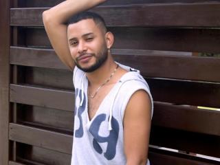 MikeTylor - Chat cam sexy with this latin Men sexually attracted to the same sex 