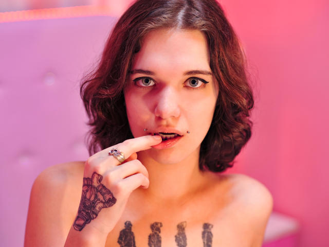 ConnieJoy - Live sex cam - 6293495