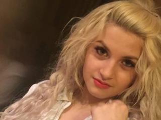 FranciscaPuffy - Show xXx with a russet hair Young and sexy lady 