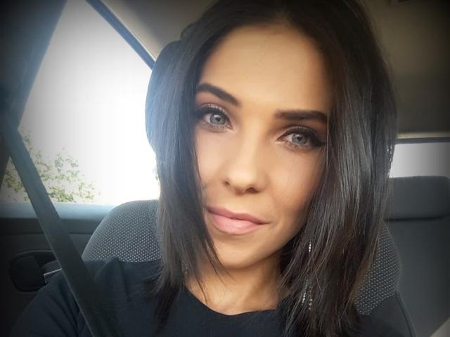 LovelyKinsley - Live sexe cam - 6302225