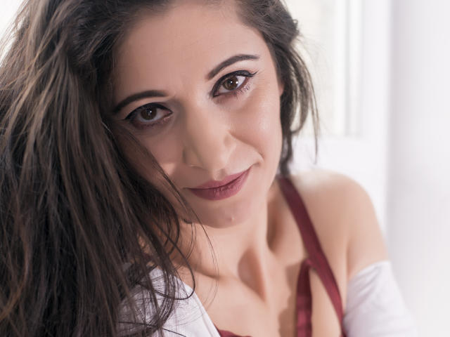 ExoticValery - Cam nude with a shaved private part Attractive woman 