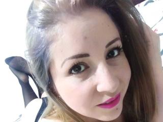 Marce69 - Live chat sexy with a regular body Hot chick 