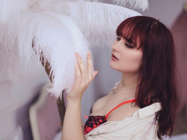 PatriciaPay - Show live sexe avec une Merveilleuse maîtresse bien roulée athlétique sur la plateforme Xlovecam 