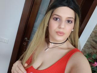 BustyEnya - Live chat nude with a brunet College hotties 