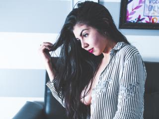 PassionateNicky - Webcam hot with this black hair Attractive woman 