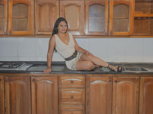 ShayraHott - Live sexe cam - 6335265