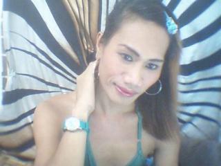 LadyBoyBigDick - Show live en direct avec cette Transsexuel avec des beaux gros seins sur le service Xlovecam.com 