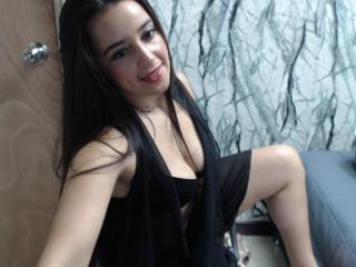 CristinaSky - chat online nude with this Young lady with giant jugs 