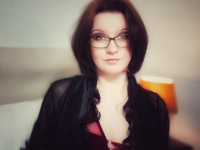 ValeriaDiamond - Sexe cam en vivo - 6363870