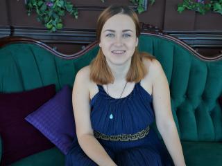 Lidora - Live chat sex with a regular melon Young lady 