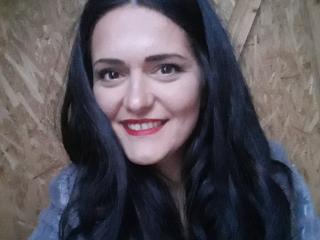 VanillaDiva - Live exciting with a brunet Girl 