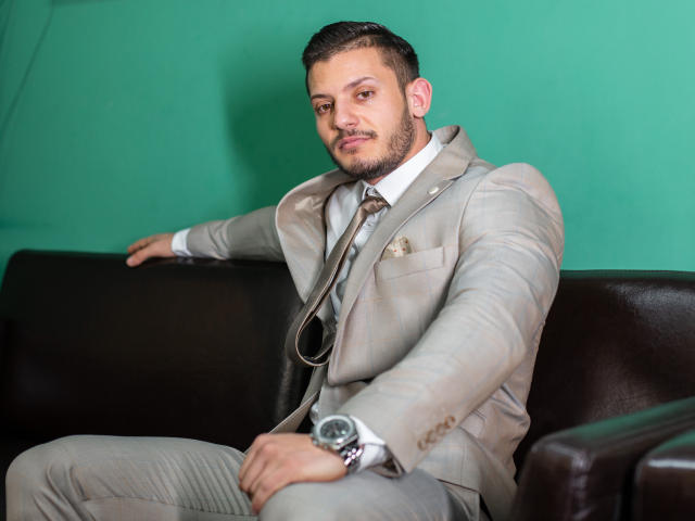 TravisHolden - Live sex cam - 6417720