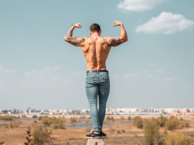 TravisHolden - Live porn &amp; sex cam - 6417765