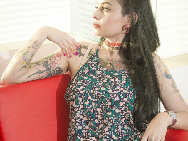 LindaNicole - Live Sex Cam - 6441040