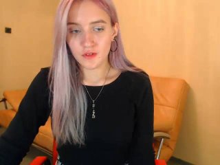 FollowYourHeartX - Chat cam xXx with a light-haired Young and sexy lady 