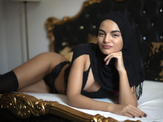 AzaleeaLove - Cam sexe avec une Incroyable jeune canon musulmane  