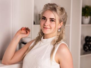 AndreaRock - Cam porn with this shaved sexual organ Young lady 