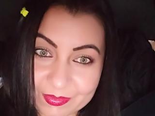 VickyElectra - Chat hot with this European Sexy babes 