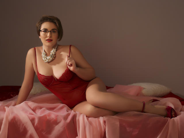 ClassyCarolyn - сексуальная веб-камера в реальном времени - 6479430