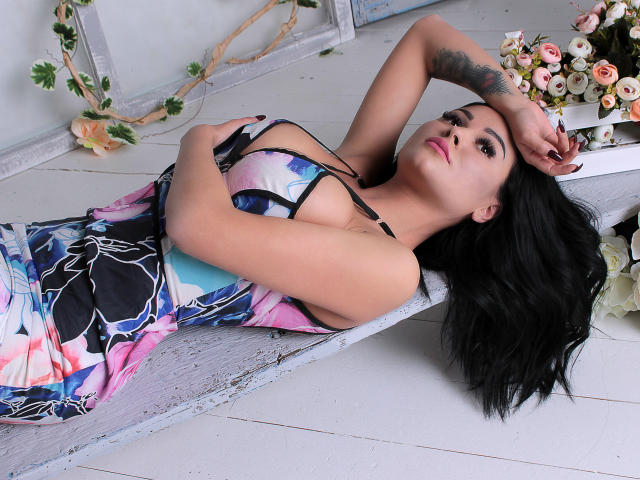 NikkiDallas - Sexe cam en vivo - 6480460