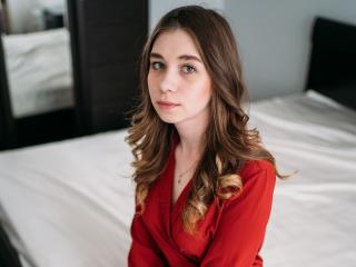 IlayaFlower - Webcam hot with this brown hair Sexy babes 
