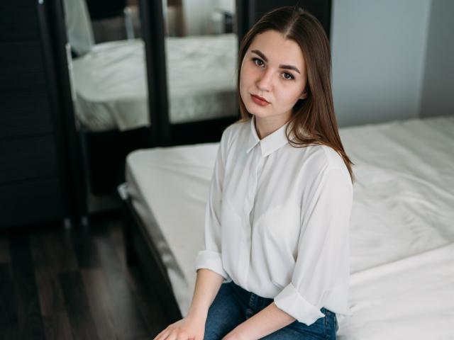 IlanaFlower - online show porn with this shaved intimate parts Young lady 