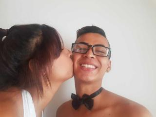 LiliAndCarlos - chat online porn with this hairy pubis Couple 