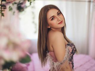 BeataBrook - chat online xXx with this golden hair 18+ teen woman 