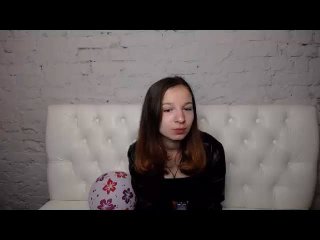 LaineyOliver - Live chat porn with a White College hotties 