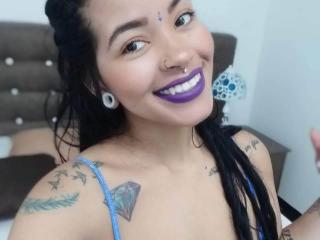 ZoeCafrune - Show x with this big boob Young and sexy lady 