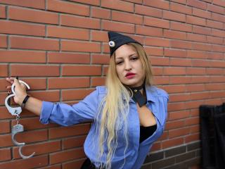 AllaSexyQueen - Live cam nude with a European Mistress 