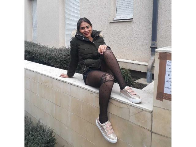 CristalHugetss - Live porn &amp; sex cam - 6509527