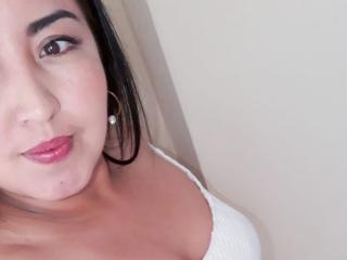 YuliethPrincess - Webcam live x with a shaved genital area Girl 