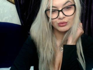 HugexBoobsx - Video chat exciting with this athletic build Young lady 