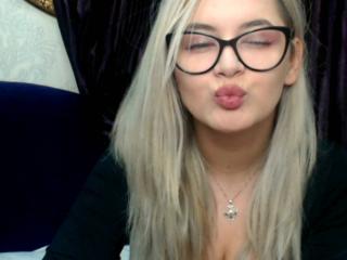HugexBoobsx - Live cam hard with this fair hair Sexy girl 