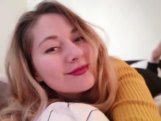 BlondeLacy - Live chat exciting with a European Sexy babes 