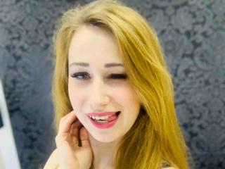 HotLaren69 - online chat sex with this red hair Hot chicks 