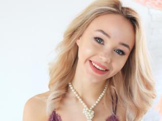 MissHellenH - online chat xXx with a regular chest size Girl 