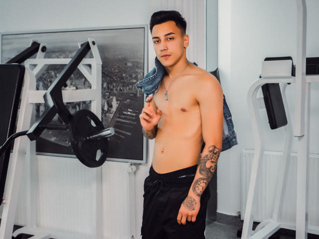 AnthonyCruise - Sexe cam en vivo - 6553611