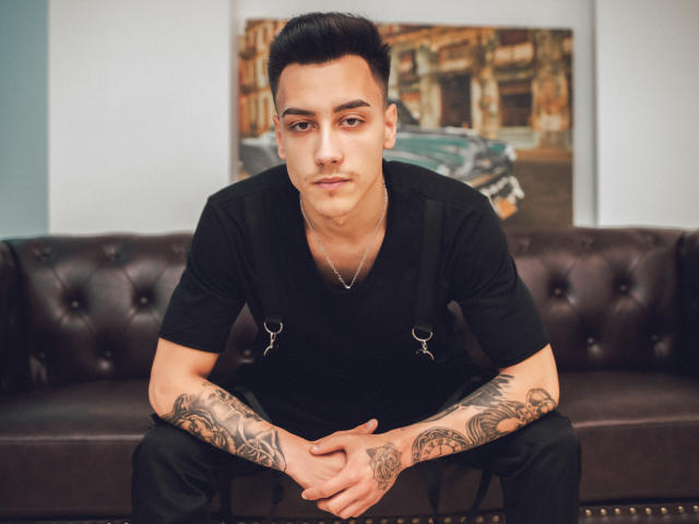 AnthonyCruise - Live porn &amp; sex cam - 6553616