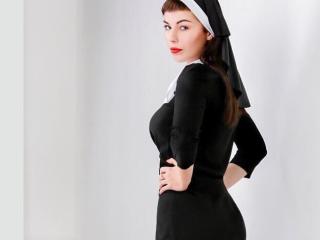 AmberBrowns - Live cam hot with this Hot babe with average boobs 