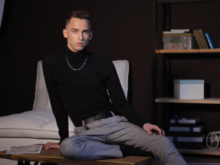 VincentLaw - Live chat sexy with this skinny constitution Gays 