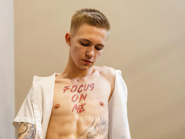 ZazTaylor - Sexe cam en vivo - 6607563