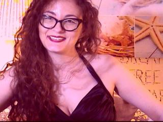 OhMyMoxie - Live chat x with a shaved genital area Girl 