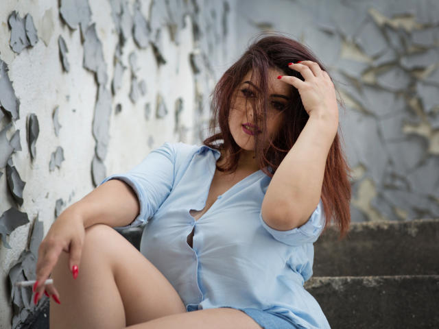 DelliciousXCandy - Live cam hard with a shaved vagina Young and sexy lady 