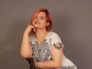 Shiveraltty - Chat x avec cette Ravissante fille sexy brune foncé sur le site X Love Cam 