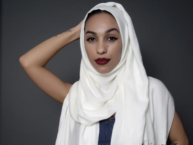 ArabicAmina - Chat cam hard with this Young lady 