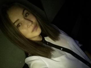 RosyKens - Chat x avec cette Superbe femme rasée sur le site XloveCam 