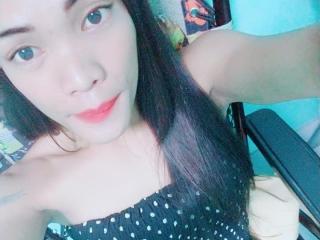 NaughtyQueen - Web cam porn with this scrawny Transgender 